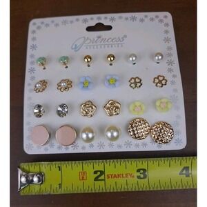 Princess Accessories 12 Pairs Stud Multicolor Flower Circle Shaped Earrings